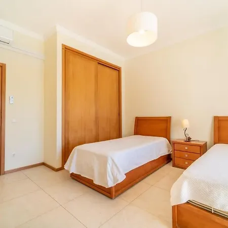 فيلة Gale Grande - Bright Airy With A Private Pool Alto da Pega